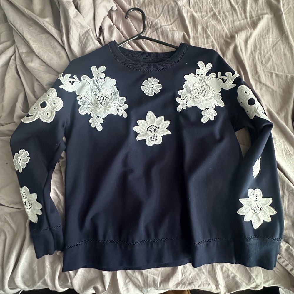 VICTORIA BECKHAM FOR TARGET FLORAL EMBELLISHED NAVY SWEATER XS
